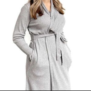Monica + Andy maternity robe